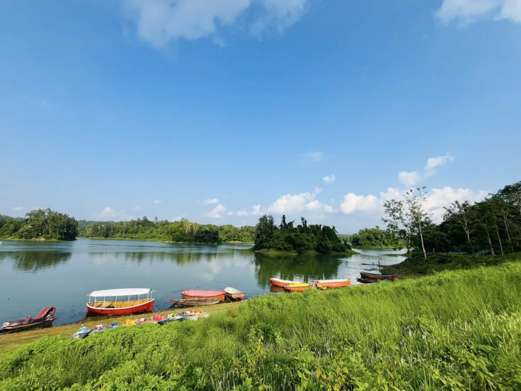 Mohamaya Lake